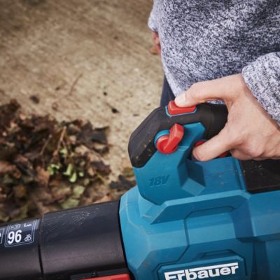 Souffleur sans fil sur batterie 18V Erbauer EXT ERI1025GBL (vendu sans batterie ni chargeur)