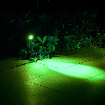 Spot Solaire à Piquer ou à Visser - Éclairage Jardin, Bosquet, Façade - Groupe DDC