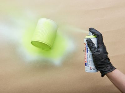 Spray peinture acrylique Edding jaune fluo 200 ml