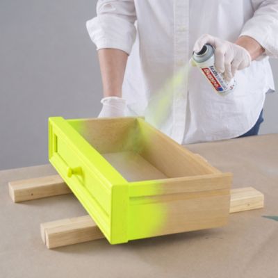 Spray peinture acrylique Edding jaune fluo 200 ml