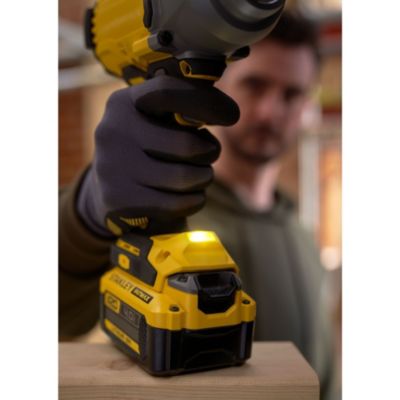 STANLEY FATMAX V20 Boulonneuse à chocs 1/2" 950 Nm BRUSHLESS - Lithium 18V - Sans batterie - SFMCF940B-XJ
