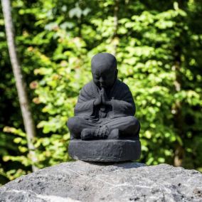 Statue moine shaolin assis noir patiné 40 cm