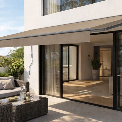 Store banne manuel 395 x 3 m en aluminium avec toile taupe ADRO