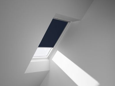 Store occultant fenêtre de toit Velux DKL C02 bleu