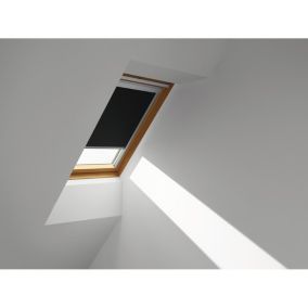 Store occultant VELUX Classic uni noir à commande manuelle DBL M04 4249