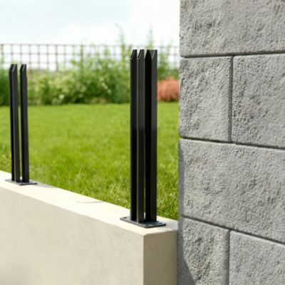 Support de fixation en acier, départ Mural anthracite pour poteau universel de clôture Neva Klikstrom, H.40cm, Base 7,7 x15cm