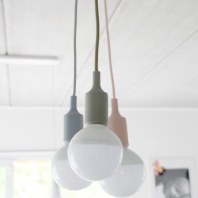 Suspension en silicone rose pale Chacon l.8,1 x H.112,8 cm