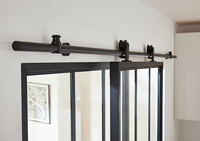 Système coulissant noir Indus pour porte