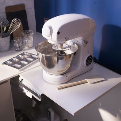 Système tablette relevante pour robot ménager