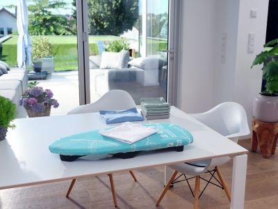Table à repasser 73 x 30 cm housse Thermo-Reflect, Leifheit Air Board Table Compact