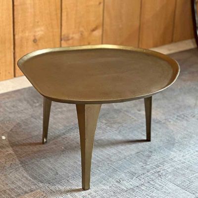 Table basse Gabrielle dorée 65x62x39cm