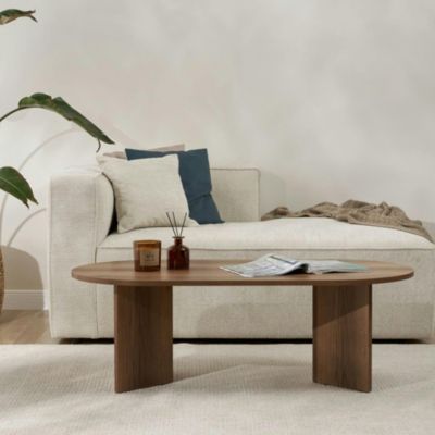 Table basse ovale effet noyer foncé pieds en V MARFA