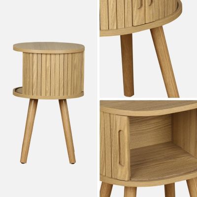 Table de chevet ovale 2 portes coulissantes poignées creusées. effet bois rainuré. L40 x l34 x H54.8cm