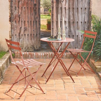 Table de jardin bistrot pliante métal + 2 assises terracotta D.60 x 70cm. acier thermolaqué