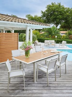 Table de jardin extensible Cubic aluminium crème et bois Proloisirs L.187/247 x l.100 x H.76 cm