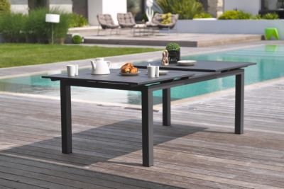 Table de jardin extensible Miami en aluminium coloris gris anthracite L.180/240 x l.100 x H.77 cm - DCB GARDEN