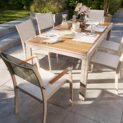 Table de jardin extensible Rowa en aluminium coloris crème et plateau imitation bois GoodHome