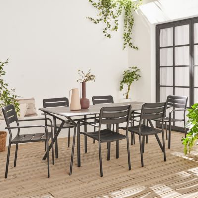 Table de jardin plateau effet bois structure acier 180 cm avec 6 fauteuils en acier incluses