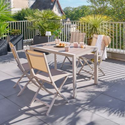 Table de jardin Évasion effet bois lin & argile 4 places lates en aluminium - Hespéride