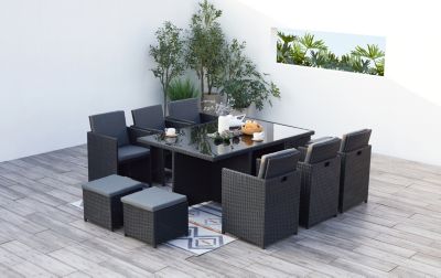 Table et chaises 10 places encastrables en résine noir-gris MONACO