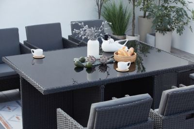 Table et chaises 10 places encastrables en résine noir-gris MONACO