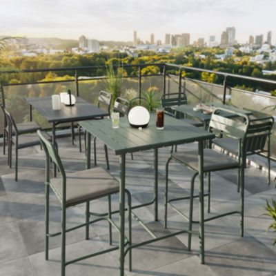 Table haute Lithari GoodHome acier mat vert laurier L.76.6 x l.76 x H.106cm