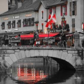 Tableau sur toile le pont perrière annecy 65x65 cm - Fabriqué en France