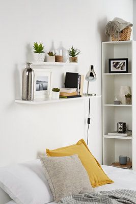 Tablette murale Form Rigga blanc 118 cm