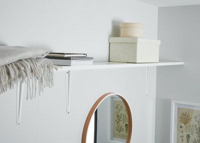 Tablette murale Form Rigga blanc 118 cm