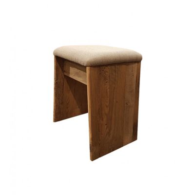 Tabouret trapèze oblique incliné assise souple bois - CHALET