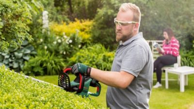 Taille-haie électrique filaire Bosch UniversalHedgeCut 60 480W