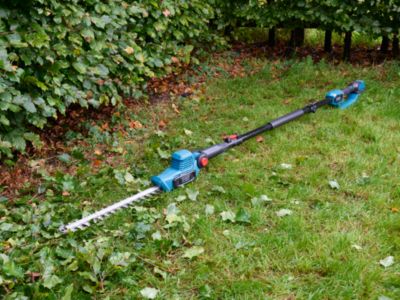 Taille-haie sur perche sans fil sur batterie 18V Erbauer 45 cm (vendu sans batterie)