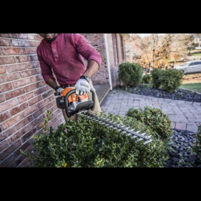 Taille-haie thermique 27 cm³ - longueur de la lame 60 cm - écartement des dents 30 mm - Stihl HS 45