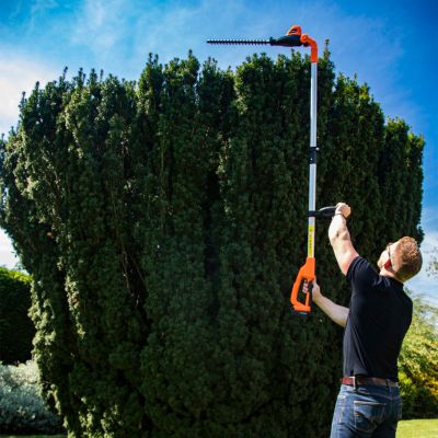 Taille-haies télescopique sans fil 20V - tête réglable, lame 41cm, batterie Li-Ion et chargeur - Yard Force LH C41A