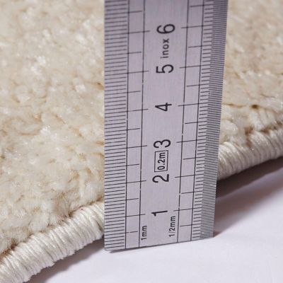 Tapis berbère tissé motifs tribaux LYN5 OURIKA C, blanc