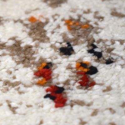 Tapis berbère tissé motifs tribaux MORYLA, crème