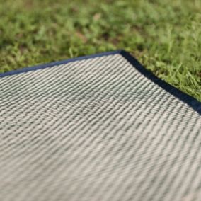 Tapis d'extérieur jardin ou terrasse. 150x240cm Couleur Olive.