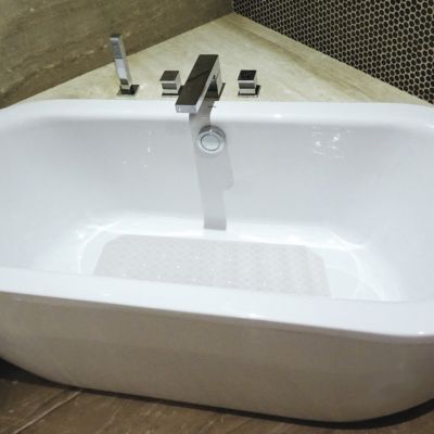 Tapis de fond de douche/baignoire antidérapant 70 x 40 cm, caoutchouc naturel blanc, Ruby Spirella