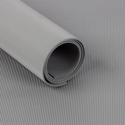 Tapis Protection Caoutchouc Avec Picots 300x100cm - Tapis Sol Antidérapant Garage Remorque