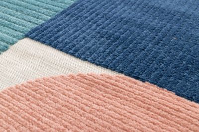 Tapis extérieur ATTICGO multicolore rectangulaire géométrique avec relief 80x150 cm MILA