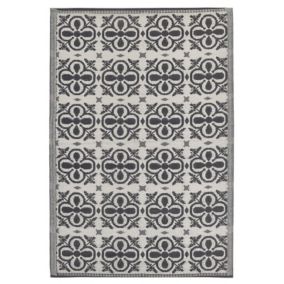 Tapis extérieur à motif floral noir et blanc 120 x 180 cm NELLUR