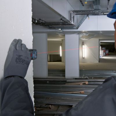 Télémètre laser Bosch PRO GLM 50-22 portée jusqu'à 50 m précision ± 1,5 mm