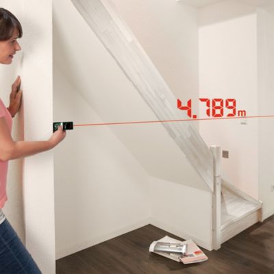 Télémètre laser connecté Bosch UniversalDistance 40C portée jusqu'à 40 m précision ± 2 mm