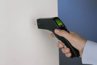 Thermomètre infrarouge Testo 830-T2 optique 12:1 visée laser 0560 8312