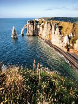Toile imprimée falaises D'Etretat Dada Art montée sur châssis bois en pin 60x80 cm