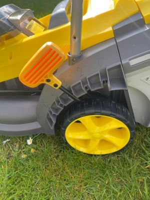 Tondeuse à batterie NEMURA 40V + Batterie 4Ah + Chargeur rapide - Coupe de 37cm - Mulching + Ramassage