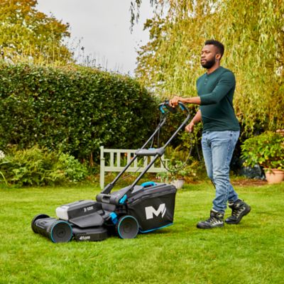 Tondeuse filaire 1800 W - largeur de coupe 41 cm - hauteur de coupe 20 à 70 mm - bac 50 L - Mac Allister MLM1841