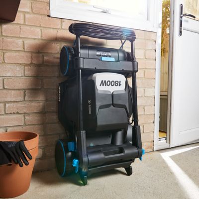 Tondeuse filaire 1800 W - largeur de coupe 44 cm - hauteur de coupe 20 à 70 mm - bac 55 L - Mac Allister MLMSP1844