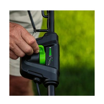 Tondeuse à gazon autotractée Greenworks 48V 46cm 3-en-1 avec batterie 4Ah - Jardins jusqu'à 350m²