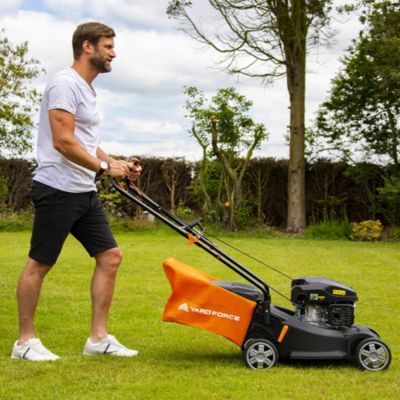Tondeuse à gazon thermique 40cm avec moteur 127cc Yard Force GM R40